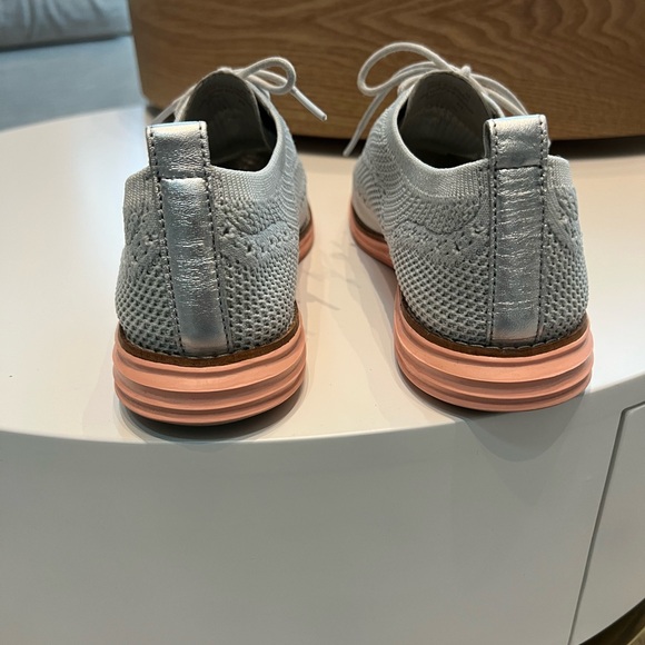 Cole Haan zerogrand stitchlite wingtip oxford - grey, silver, coral - Picture 3 of 7